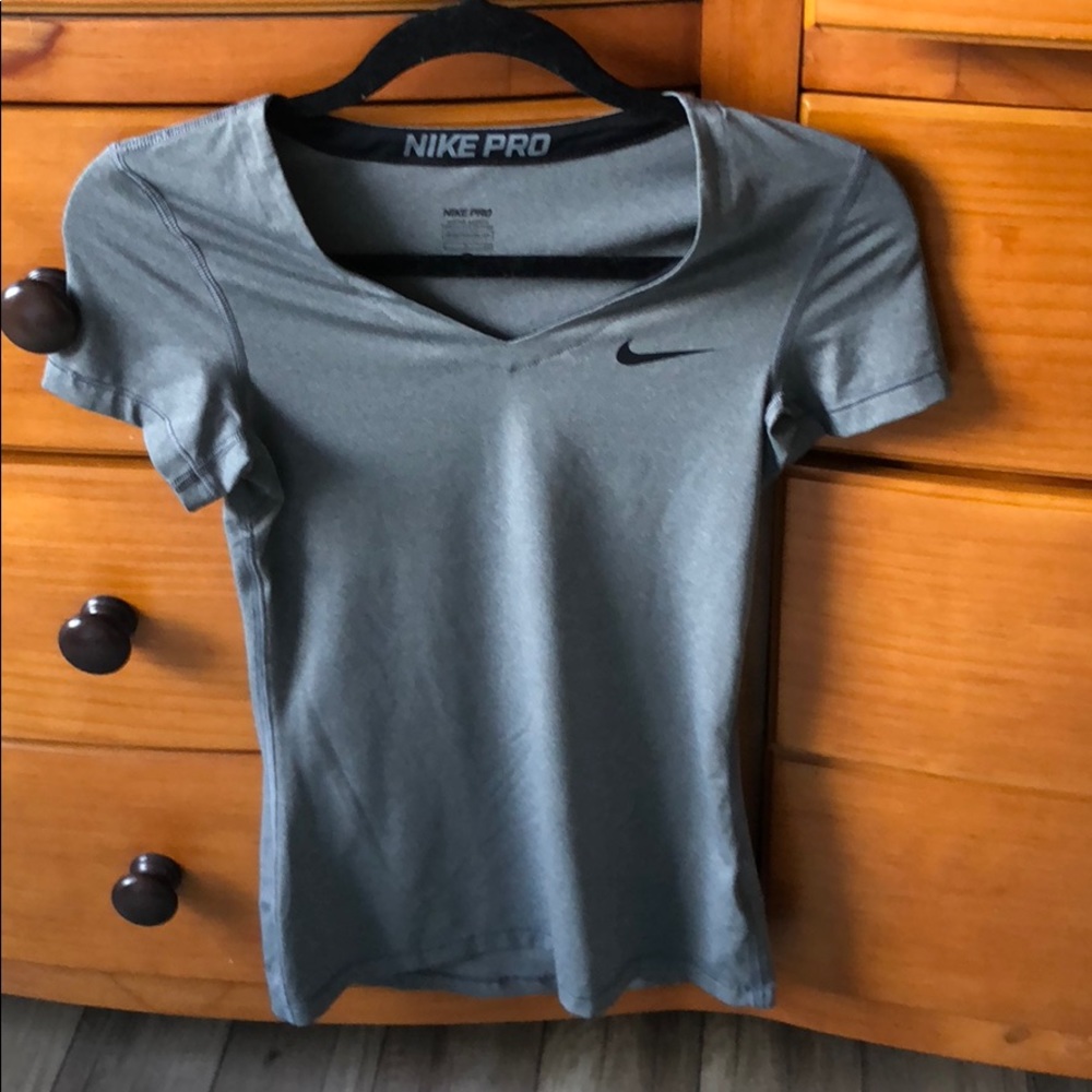 **SOLD**Nike Pro size small V-Neck